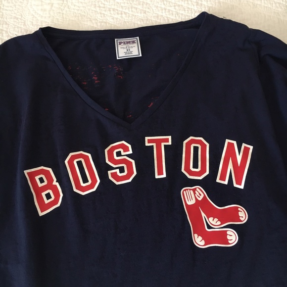 VS PINK Boston Red Sox Cropped Oversized Tee - Picture 3 of 12